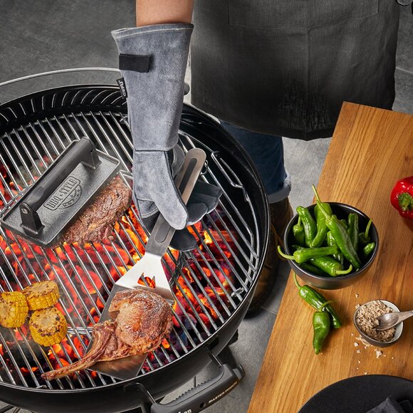 THE BOUGIE BBQ EXPERIENCE – MAISON BY TAI Maison by Tai Bougie BBQ Suede Grilling Glove New